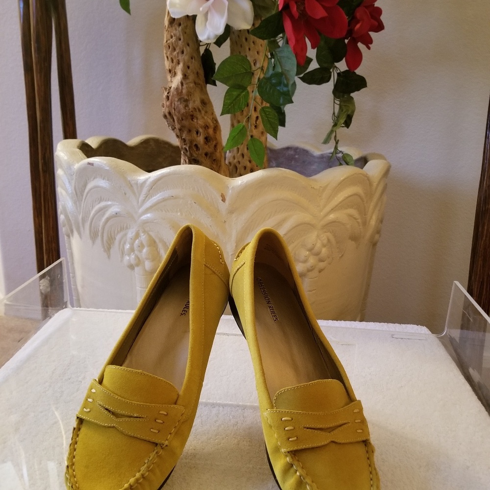 OBSESSION RULES LOAFERS